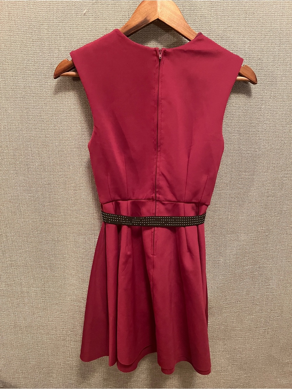 Sleeveless Raspberry A-Line Mini Dress - Picture 2 of 8